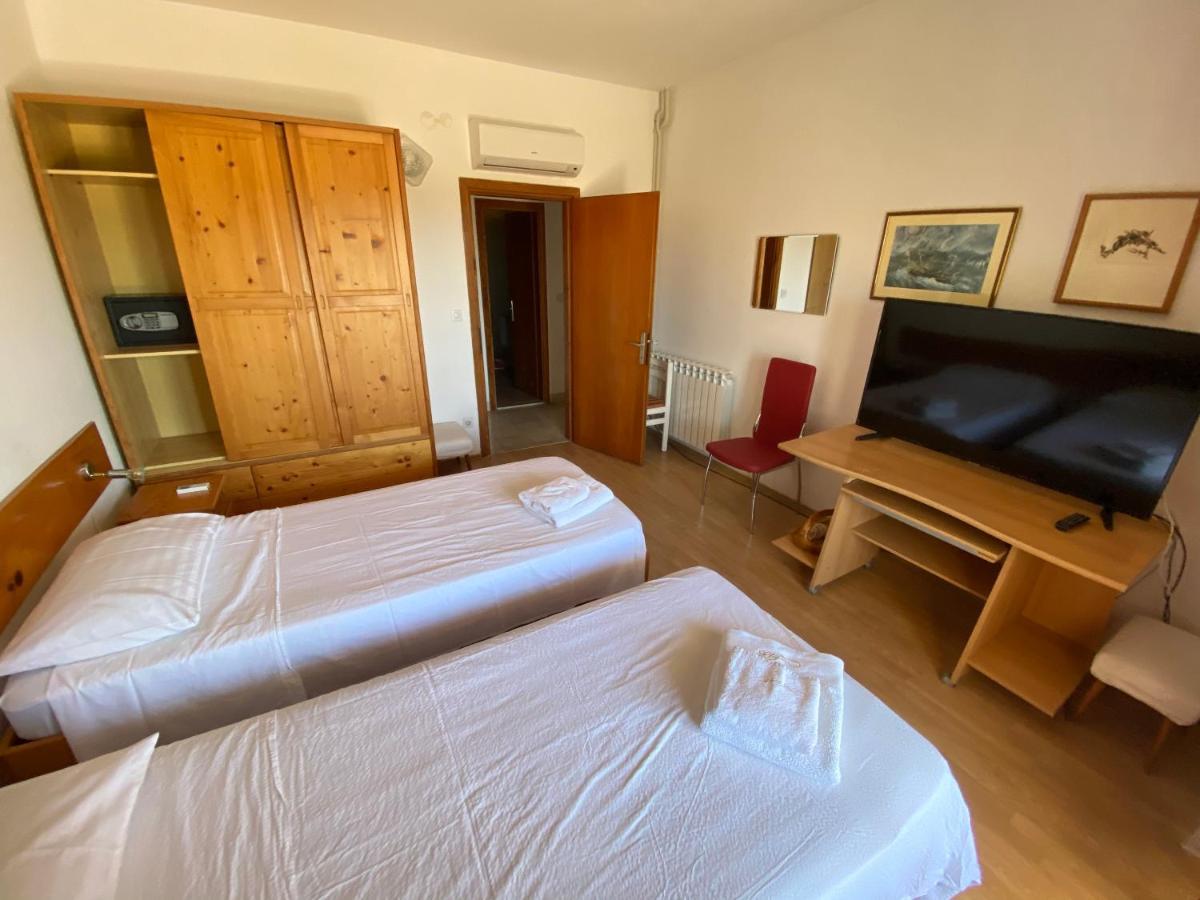 Hotel Fio'S à Hvar Town Extérieur photo