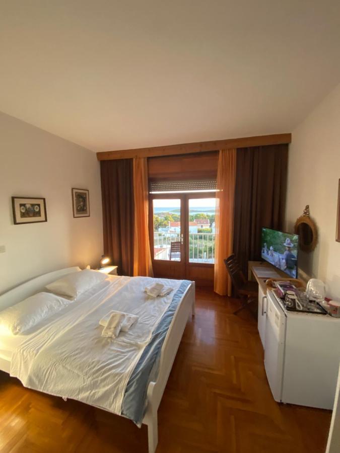 Hotel Fio'S à Hvar Town Extérieur photo