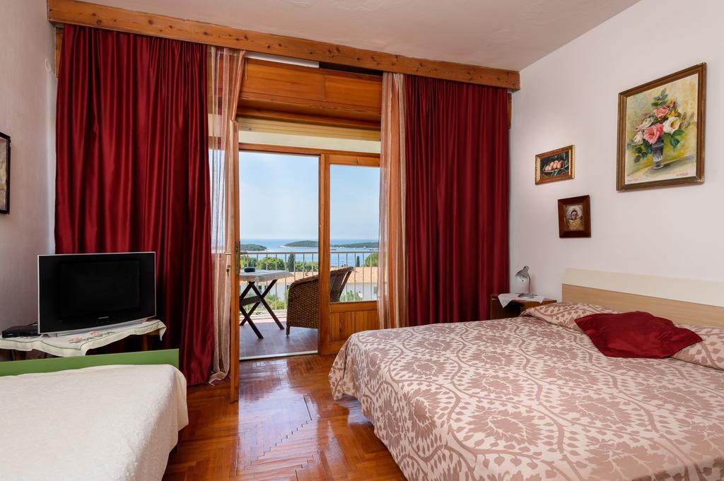 Hotel Fio'S à Hvar Town Extérieur photo